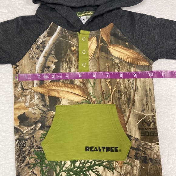 Realtree camouflage long sleeve front pocket romper 6/12m - Picture 4 of 8